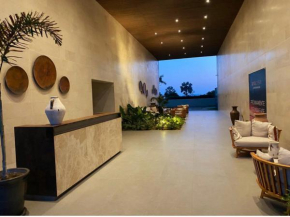 Súper Ubicado y Cómodo Departamento Frente al Mar con 2 Terrazas, Albercas y otras Amenidades, Puerto Vallarta